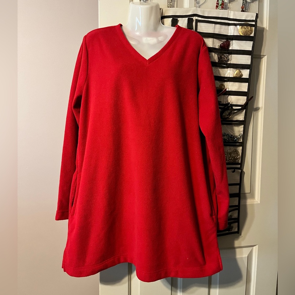 Women’s red sweatshirt type top by d & co.